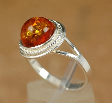 Preview: Bernstein Ring aus Silber 925 - Elegantes Modell